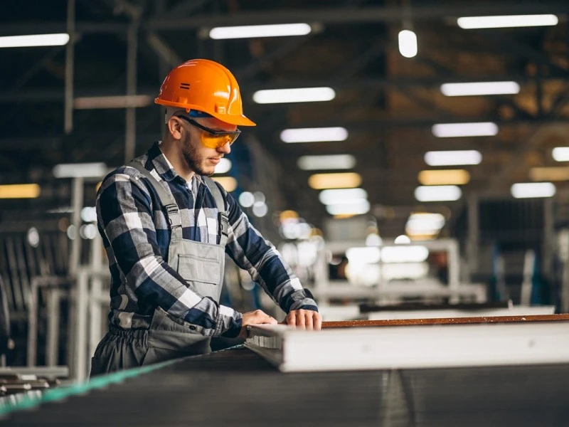 İş elbisesi fiyatları ve modelleri